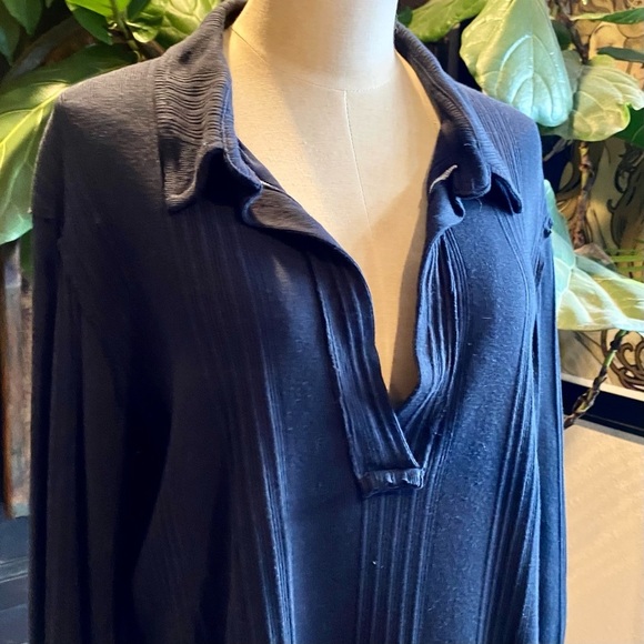 Free People Annie Ribbed Collar V Neck Pull Over Top - Picture 6 of 11